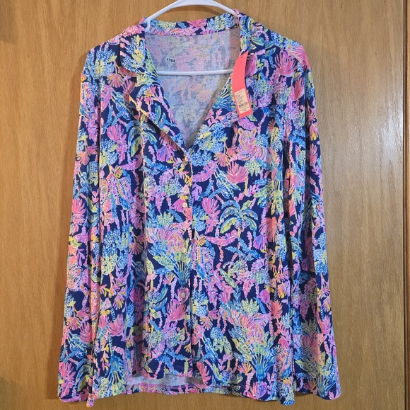 Lilly Pulitzer Seen and Herd Knit Oyster Bay Navy Button Up PJ Top - Picture 2 of 5